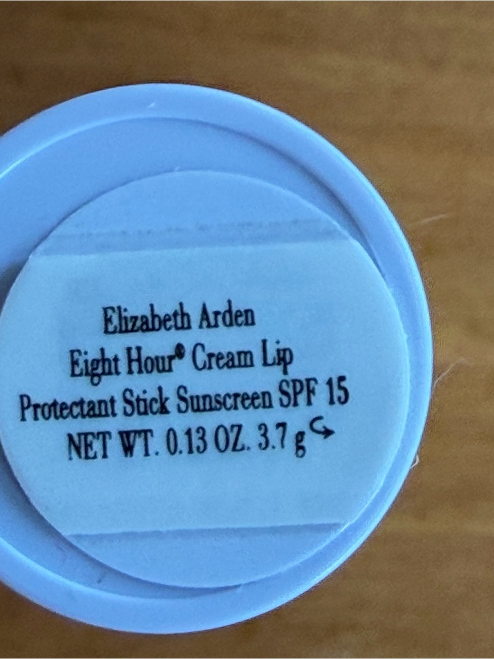 Elizabeth Arden Bag with Eight Hour Cream Lip Protectant SPF 15 Plus Mote - Picture 3 of 6